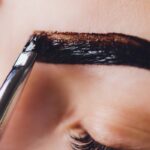 Bezpieczeństwo stosowania henny na brwi i rzęsy