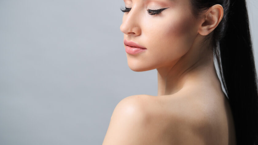 Co robić, aby przedłużone rzęsy trzymały dłużej?