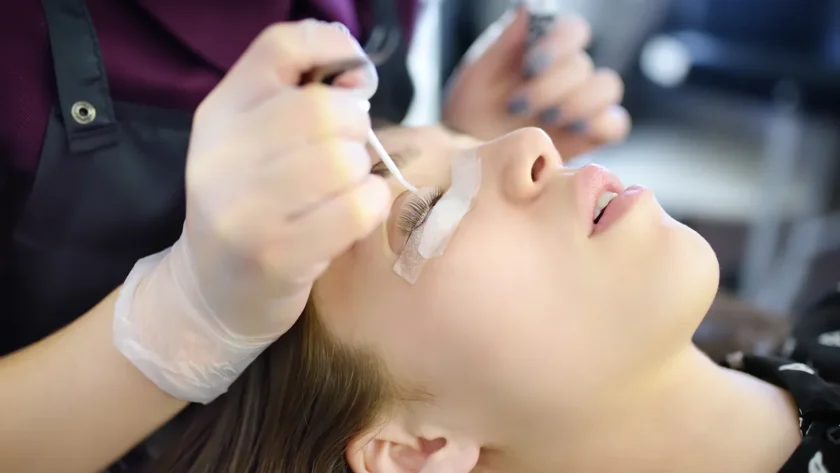 Czy laminowanie rzęs może zaszkodzić Twoim oczom? Skutki uboczne