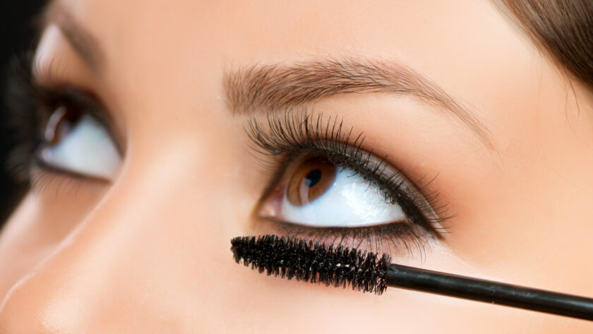 Makijaż rzęs dla niej i dla niego