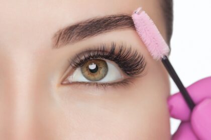 Proste triki na gęste rzęsy