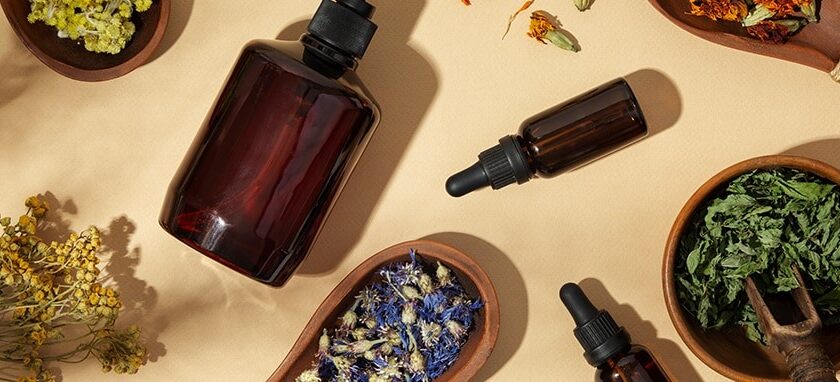 Zioła wspomagające gęstość rzęs